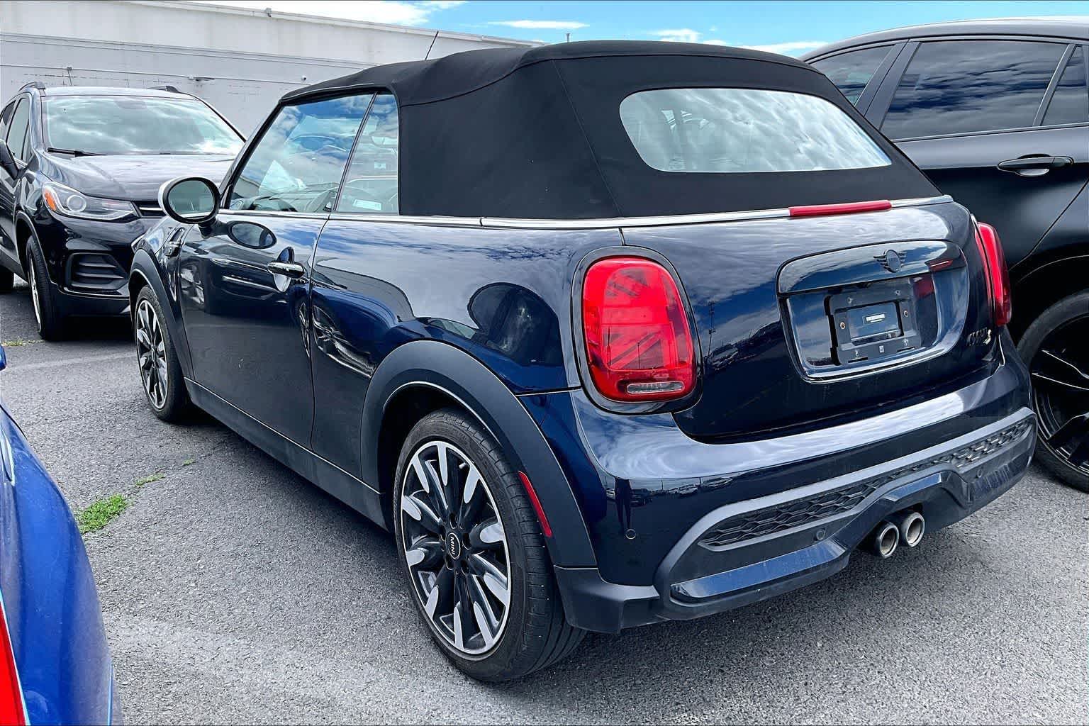 Thumbnail: 2024 MINI Cooper Convertible - 4