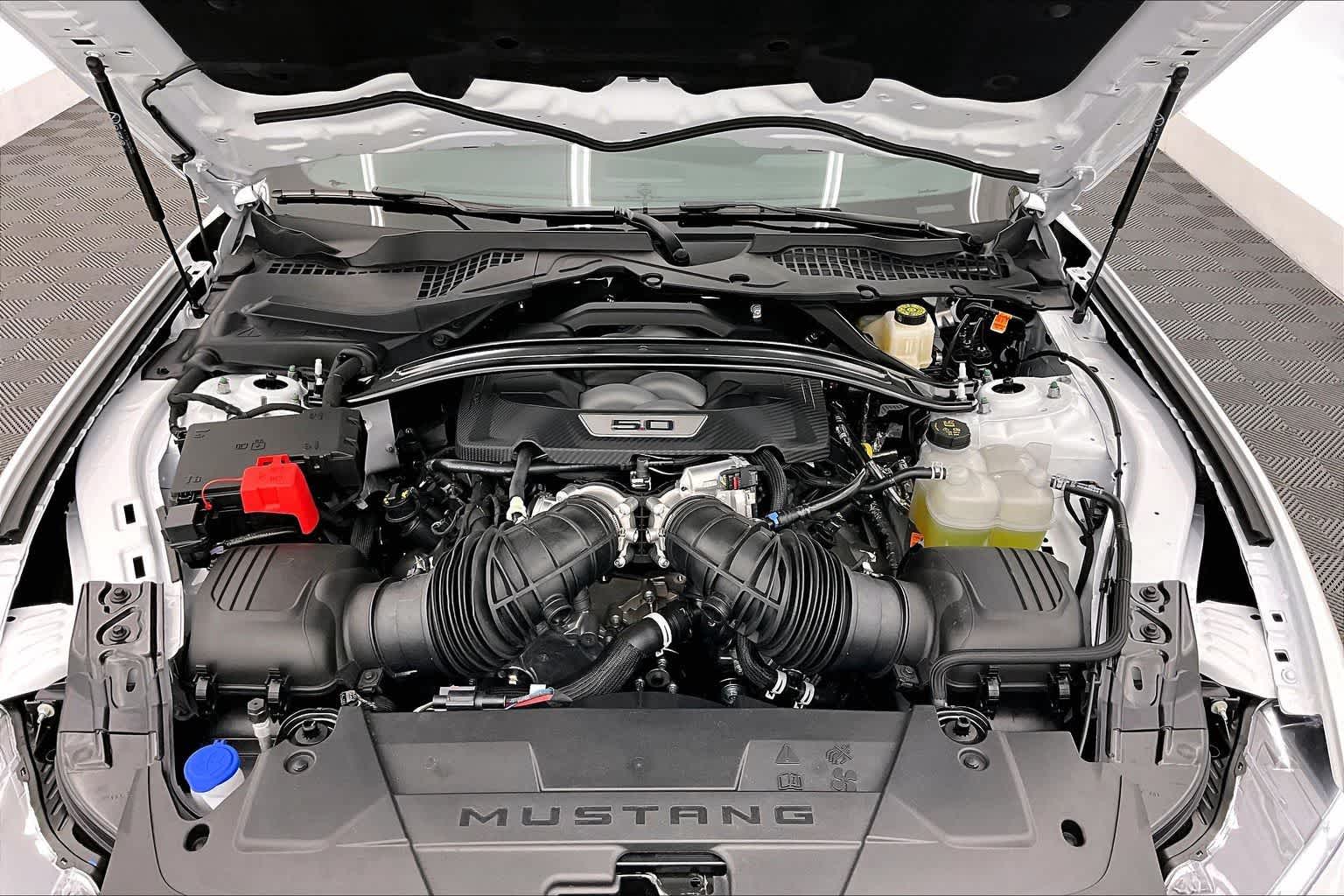 Thumbnail: 2025 Ford Mustang - 9