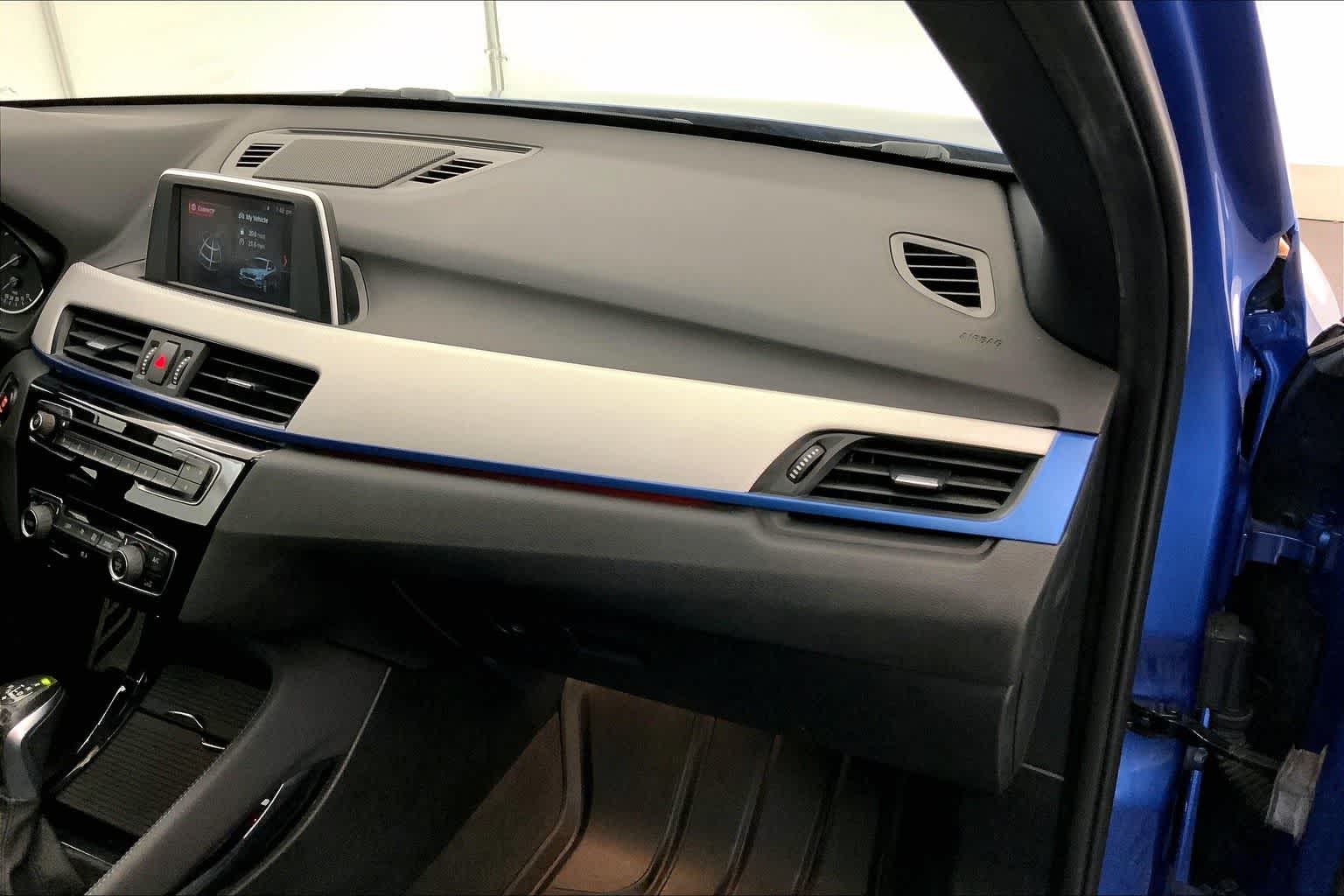 Thumbnail: 2018 BMW X1 - 23