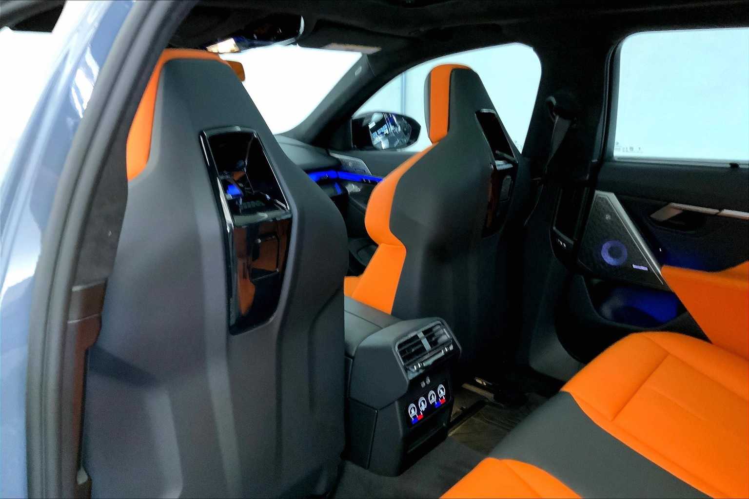 Thumbnail: 2025 BMW M5 - 12