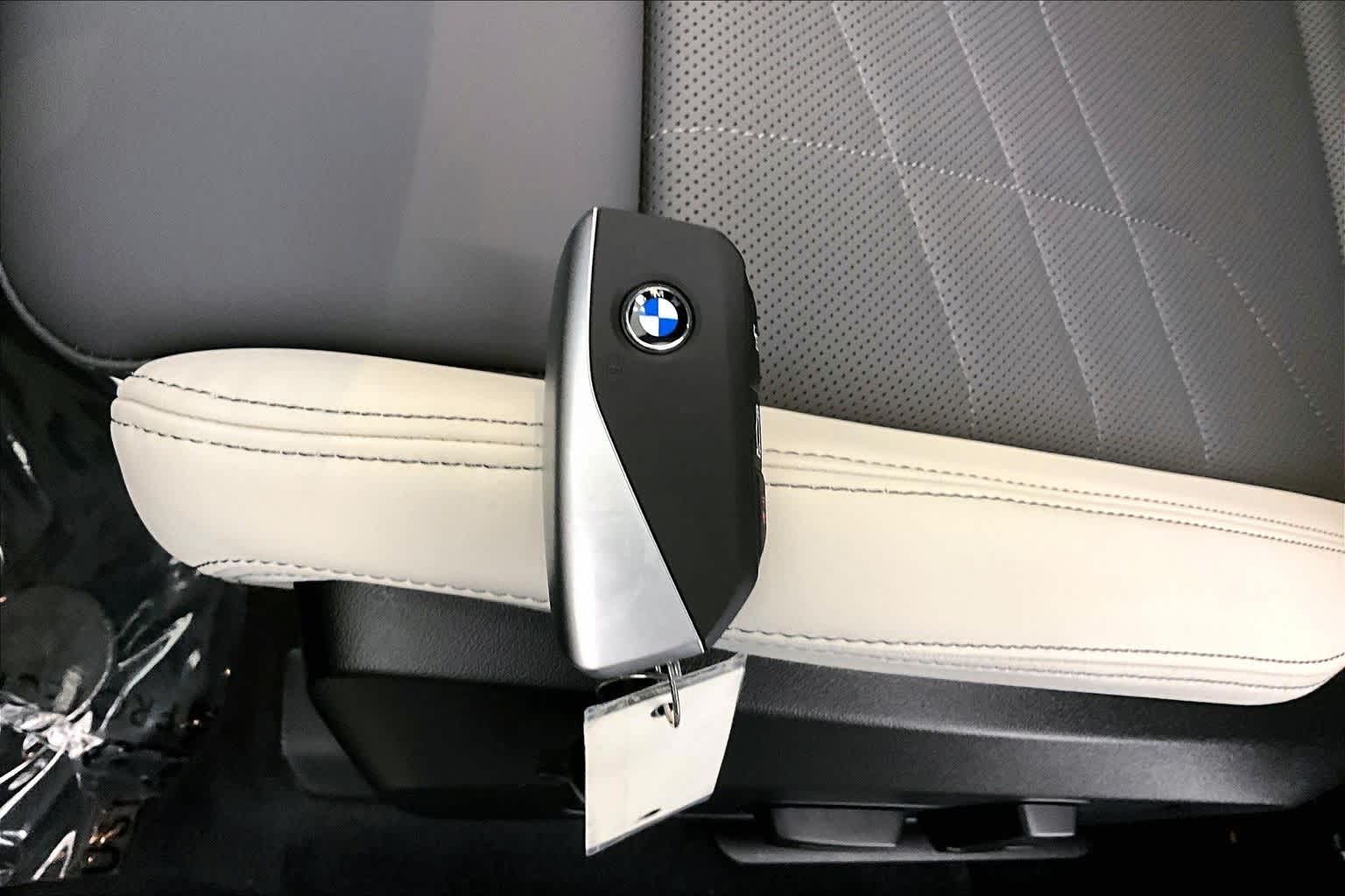 Thumbnail: 2026 BMW X1 - 20