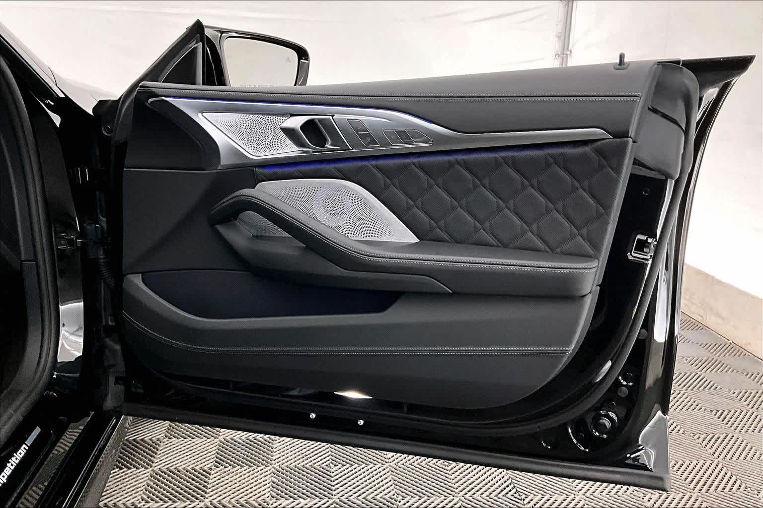 Thumbnail: 2025 BMW M8 - 28