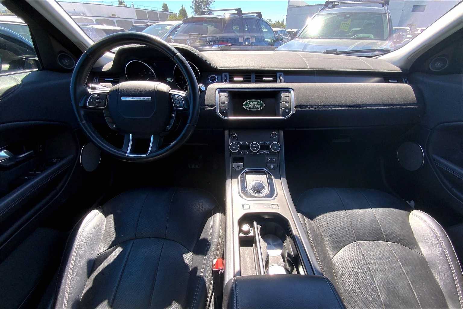 Thumbnail: 2019 Land Rover Range Rover Evoque - 10