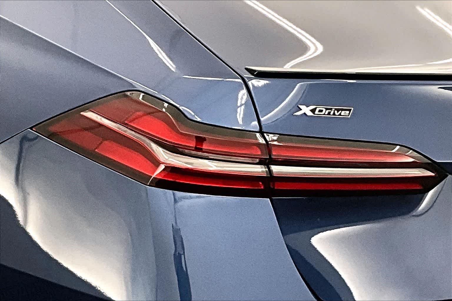Thumbnail: 2026 BMW 5 Series - 32