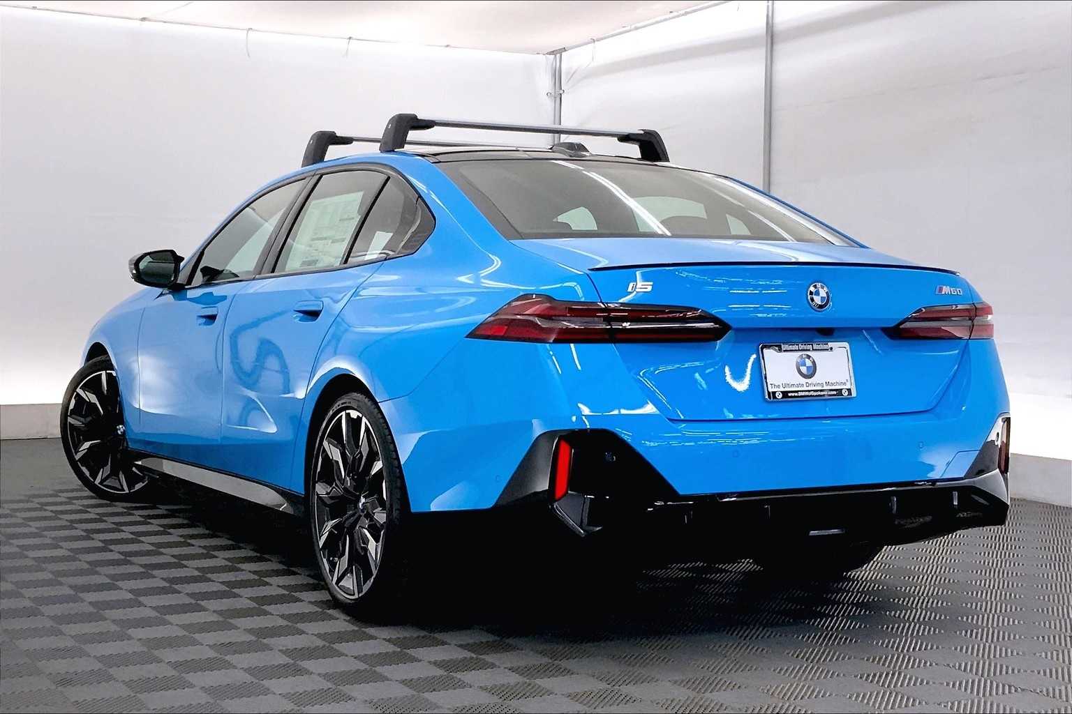 Thumbnail: 2025 BMW i5 - 4