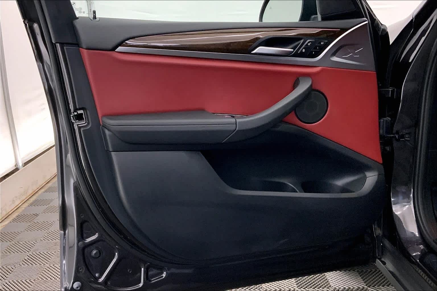 Thumbnail: 2024 BMW X3 - 27