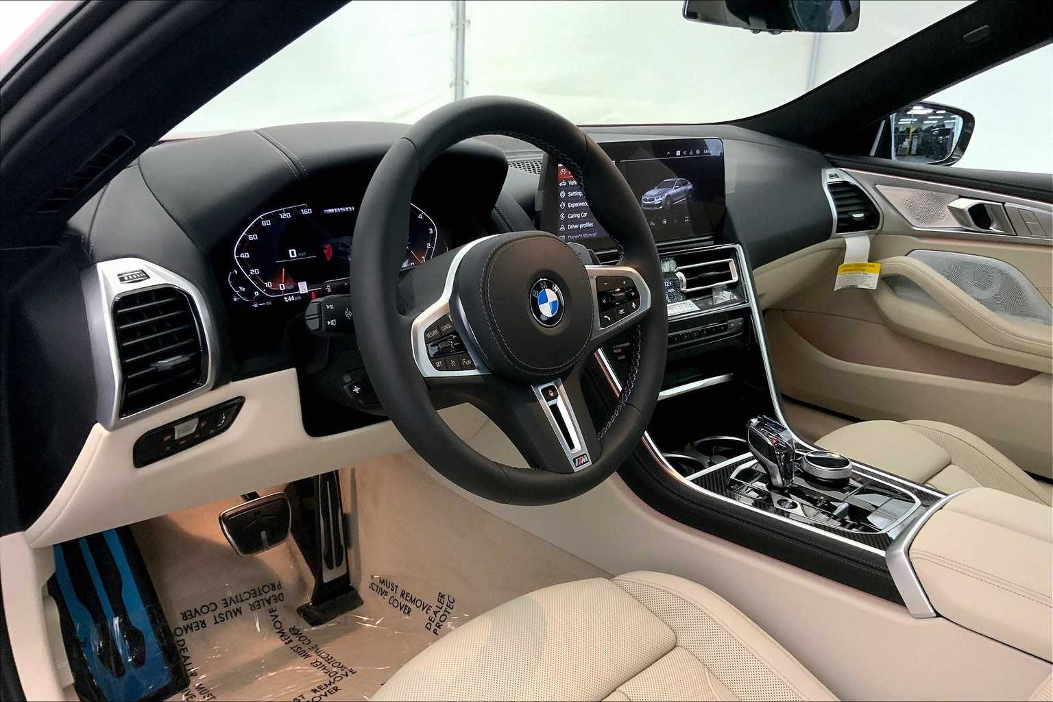 Thumbnail: 2026 BMW 8 Series - 2