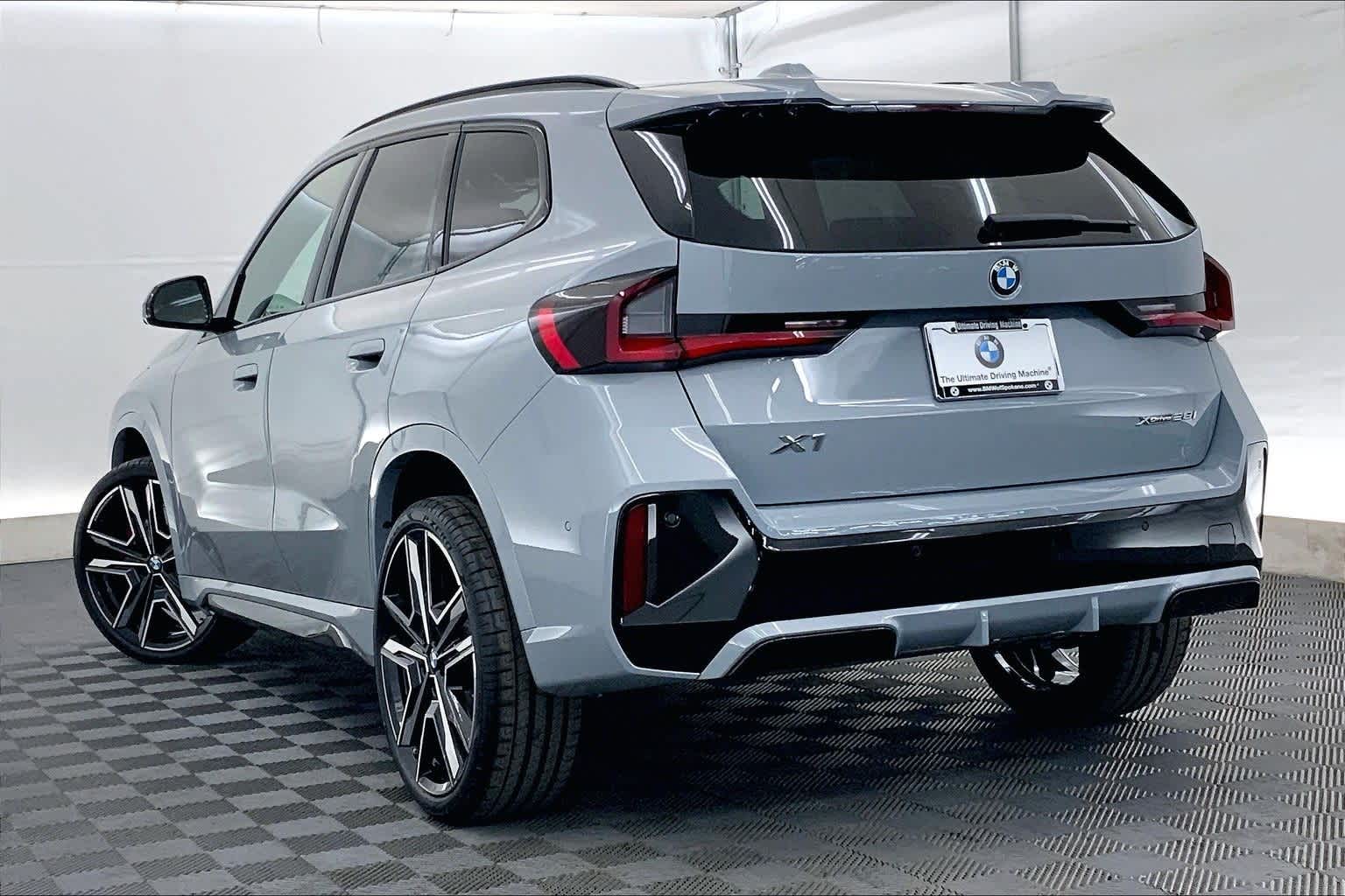 Thumbnail: 2026 BMW X1 - 4