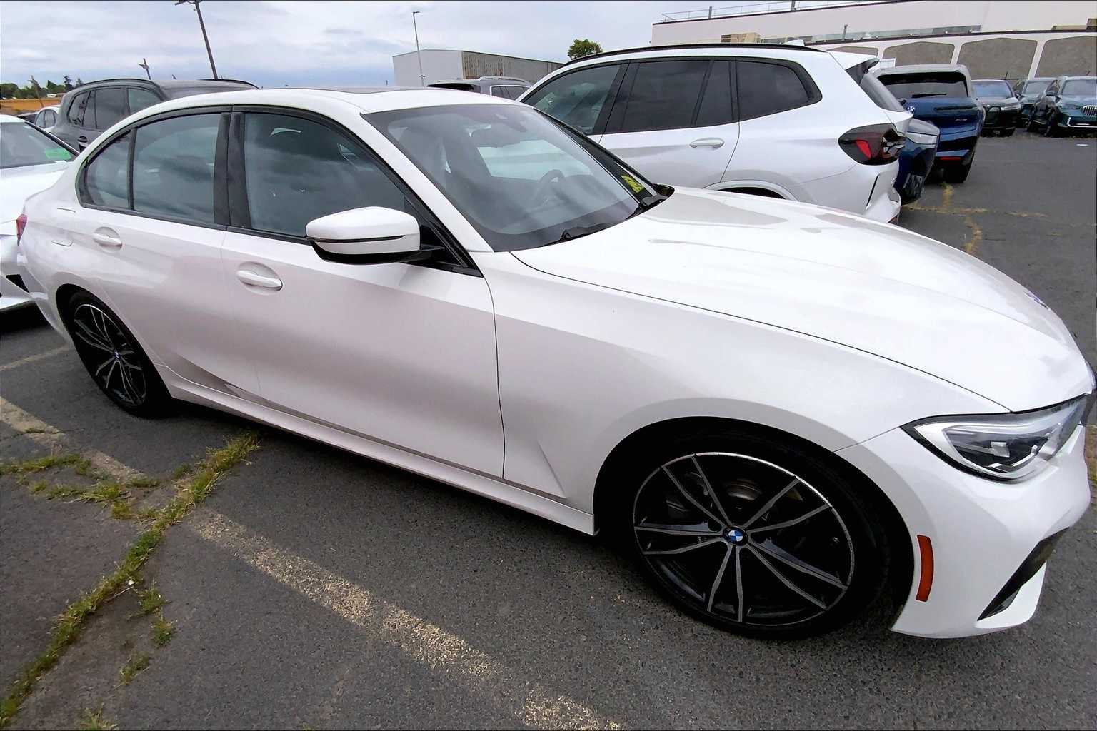 Thumbnail: 2020 BMW 3 Series - 9