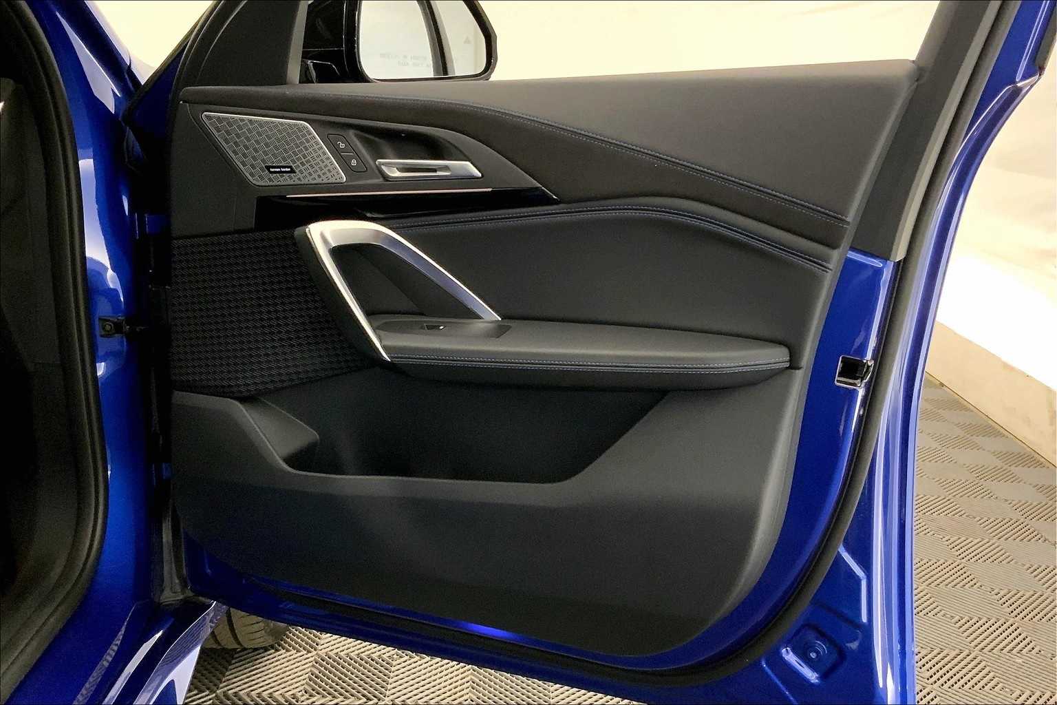 Thumbnail: 2025 BMW X2 - 28