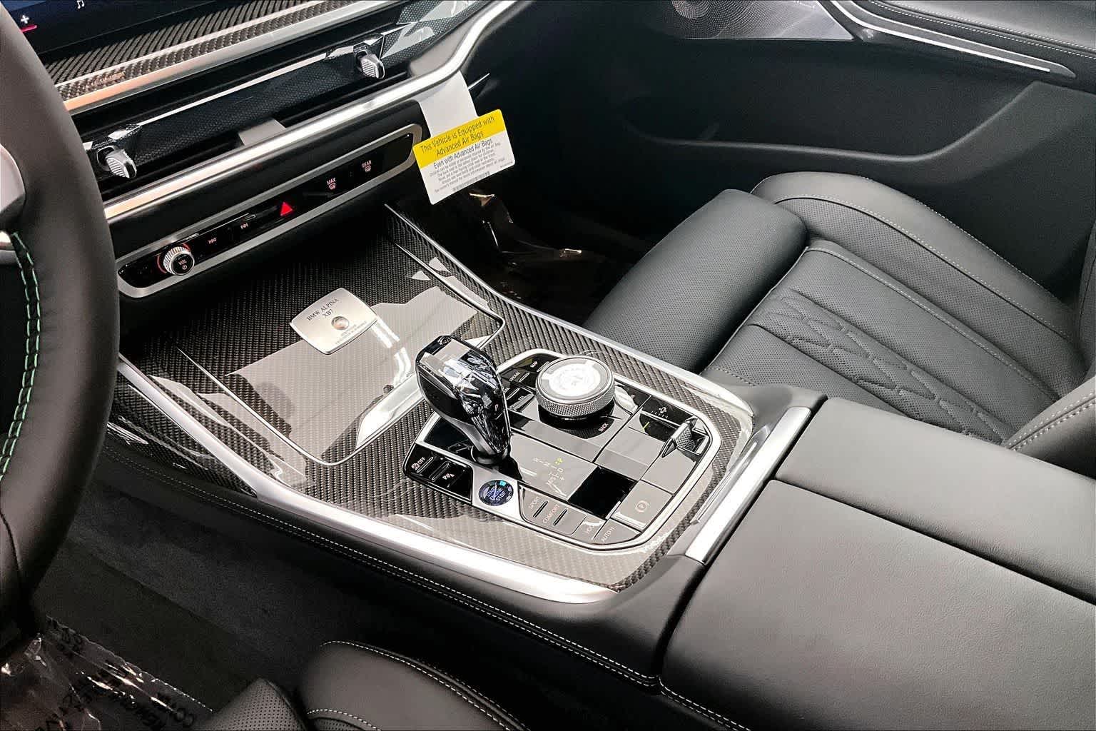Thumbnail: 2026 BMW X7 - 17