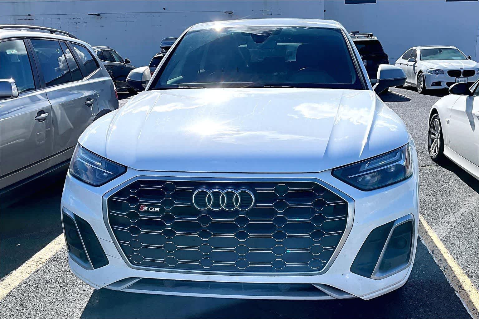 Thumbnail: 2022 Audi SQ5 - 6