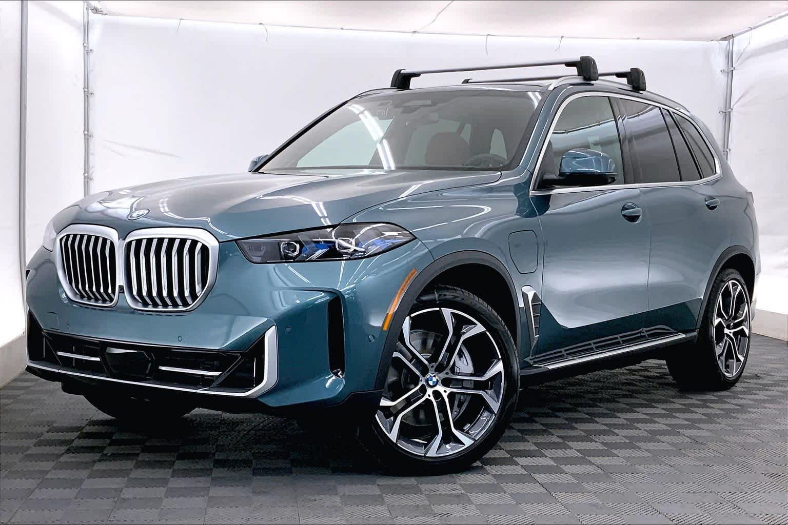 Thumbnail: 2026 BMW X5 - 1
