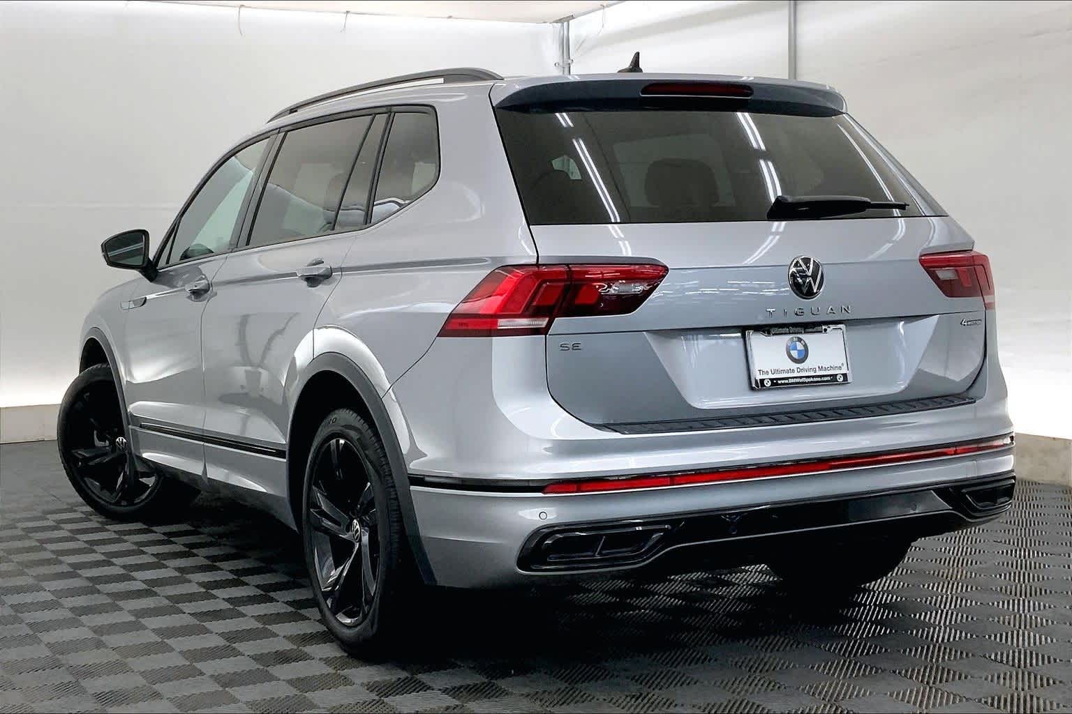 Thumbnail: 2024 Volkswagen Tiguan - 4