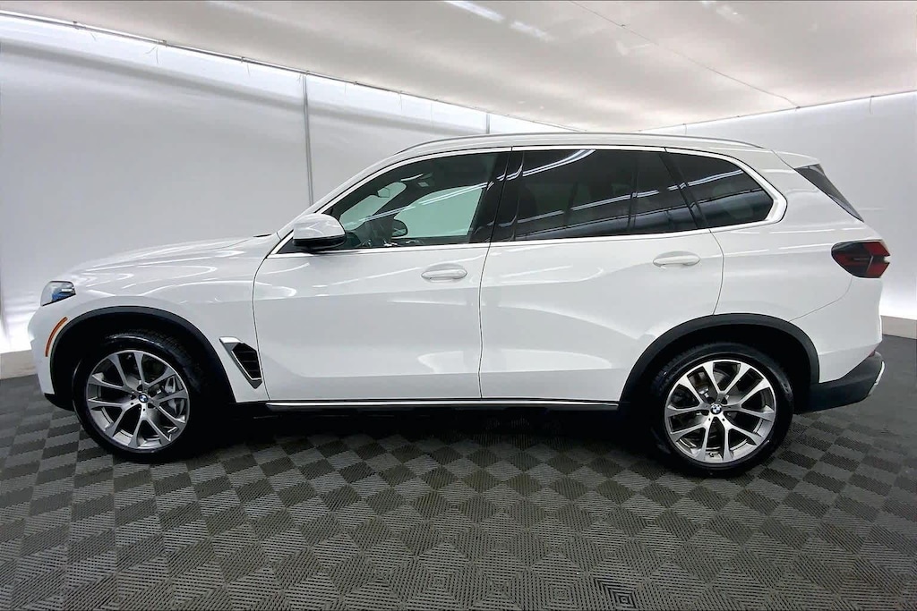 Used 2024 BMW X5 xDrive40i SUV