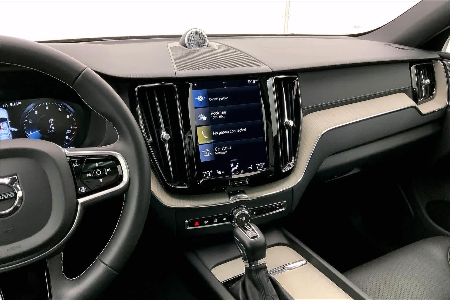 Thumbnail: 2020 Volvo XC60 - 15