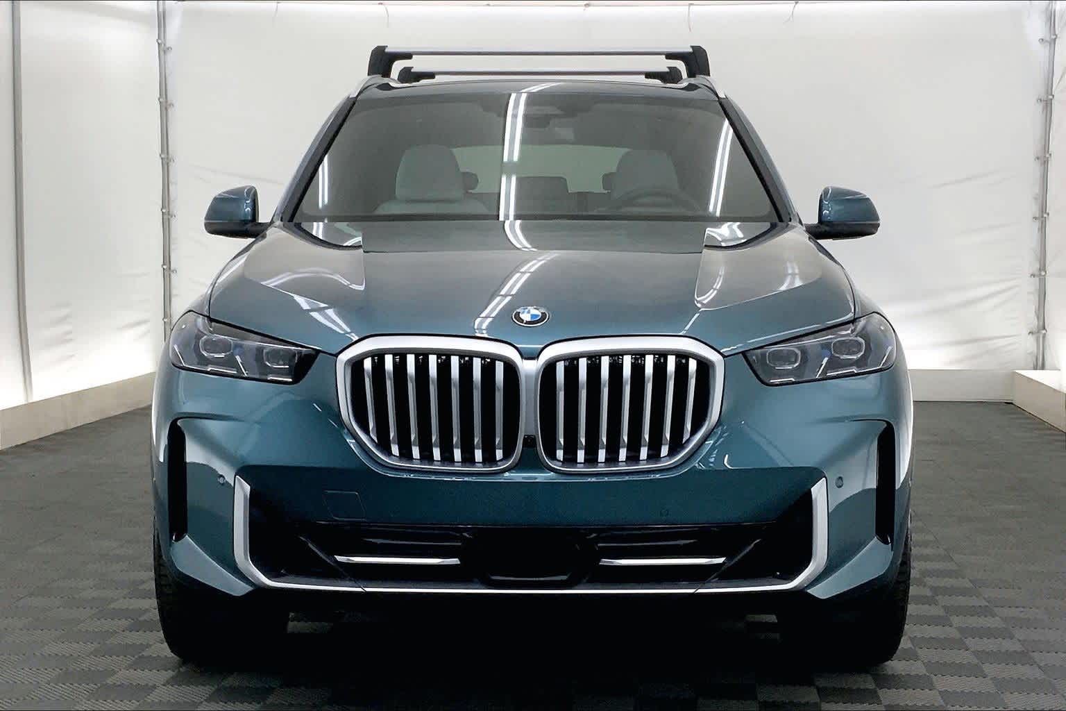 Thumbnail: 2026 BMW X5 - 6