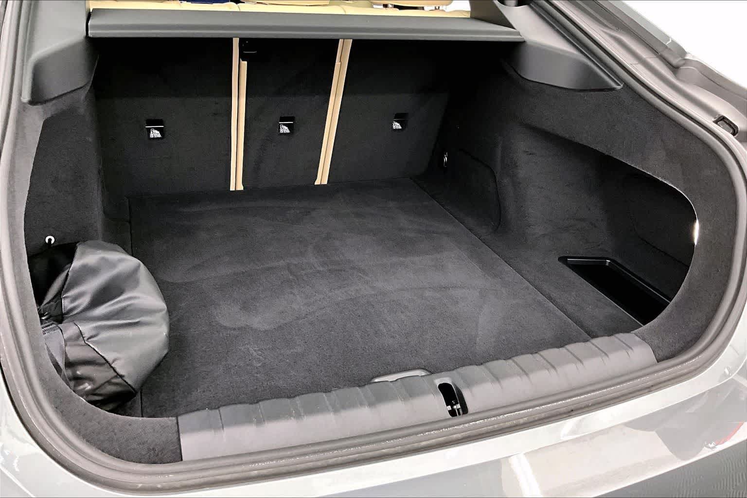 Thumbnail: 2025 BMW i4 - 18