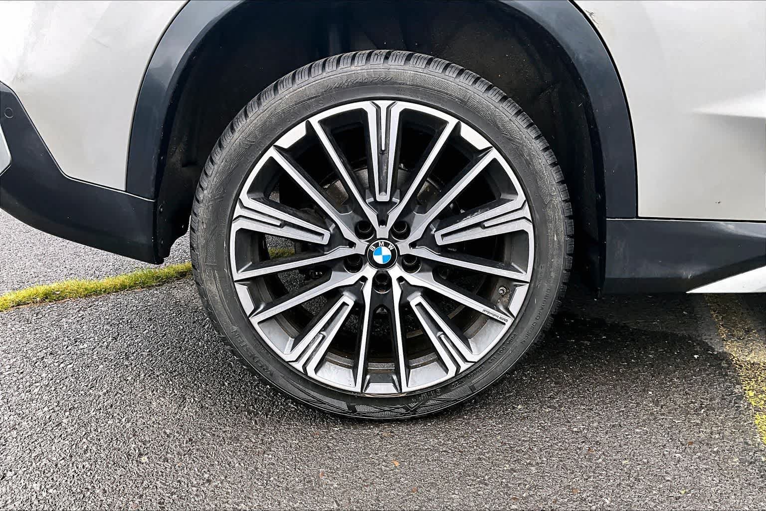 Thumbnail: 2025 BMW X1 - 20