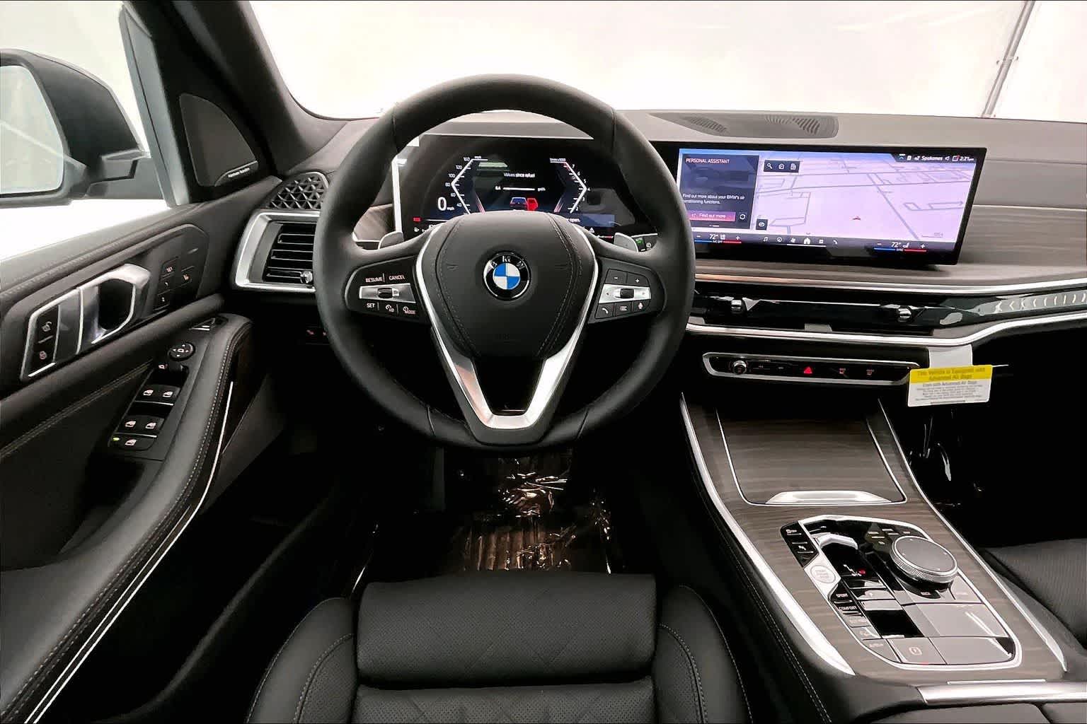 Thumbnail: 2026 BMW X5 - 15
