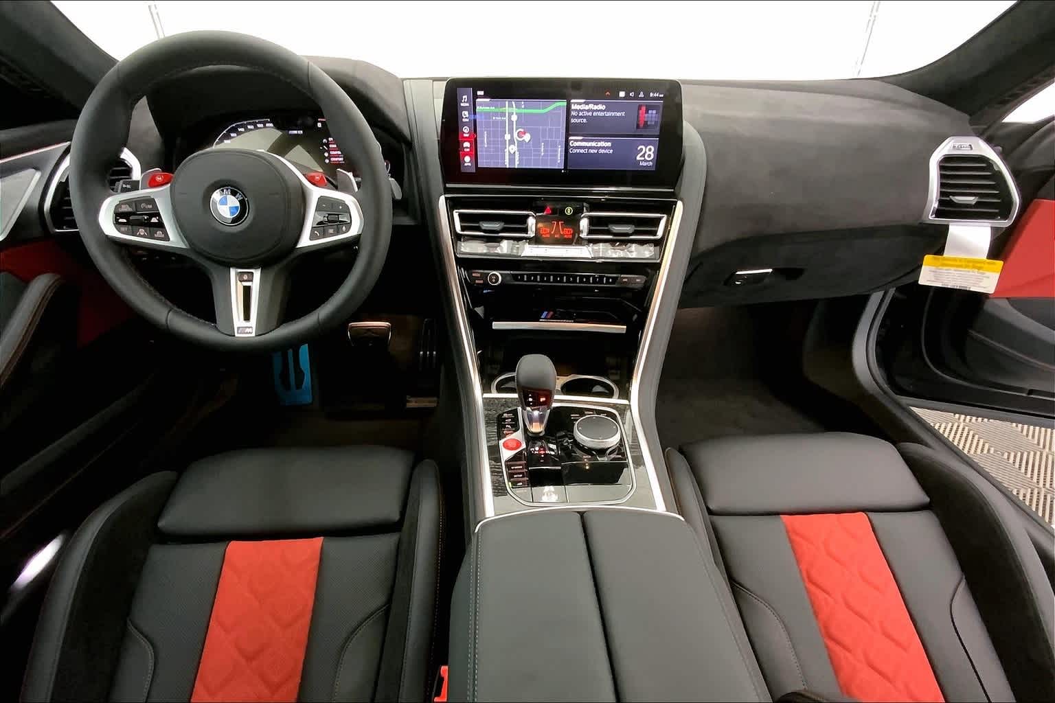 Thumbnail: 2025 BMW M8 - 10