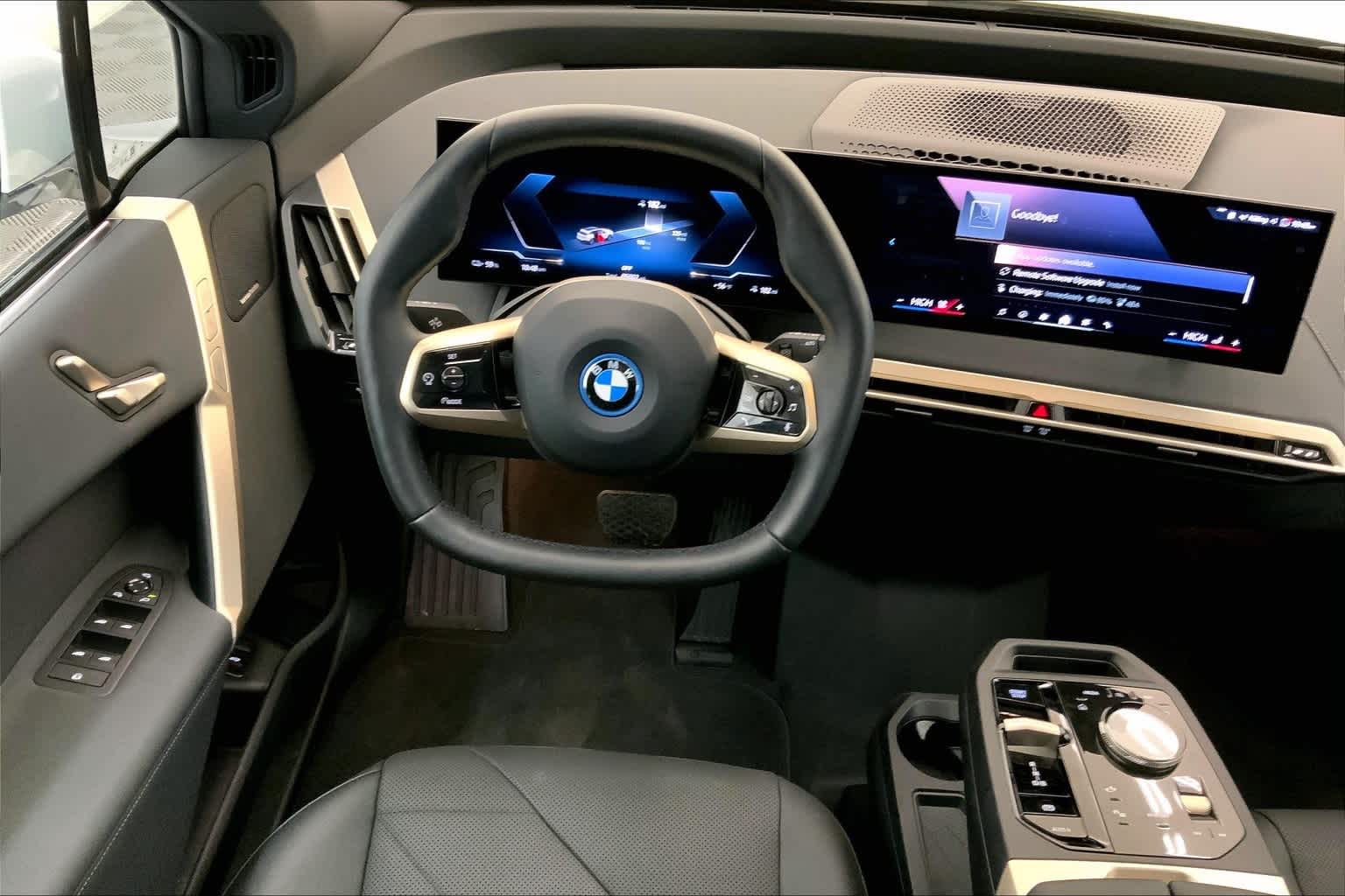 Thumbnail: 2025 BMW iX - 14