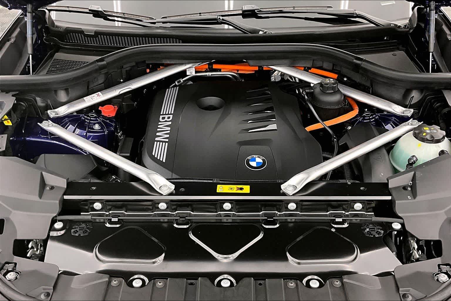 Thumbnail: 2026 BMW X5 - 9