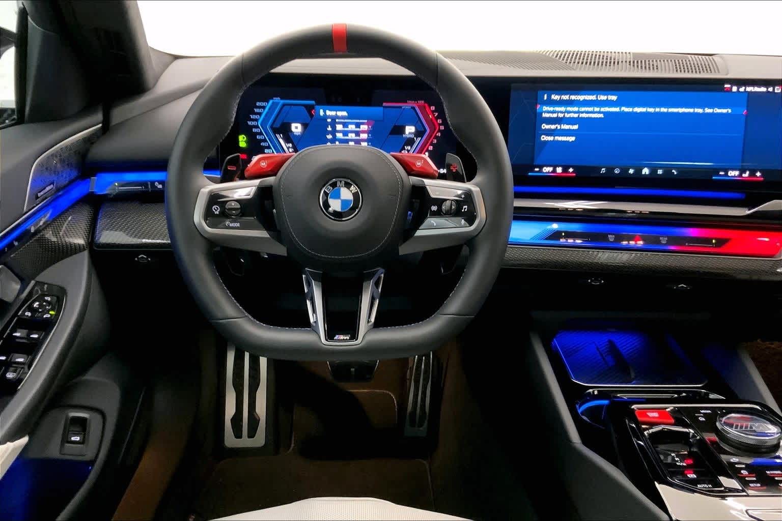 Thumbnail: 2026 BMW M5 - 14