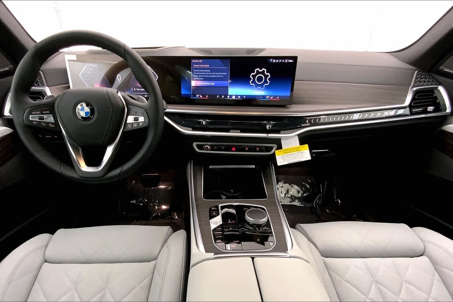 Thumbnail: 2026 BMW X5 - 10