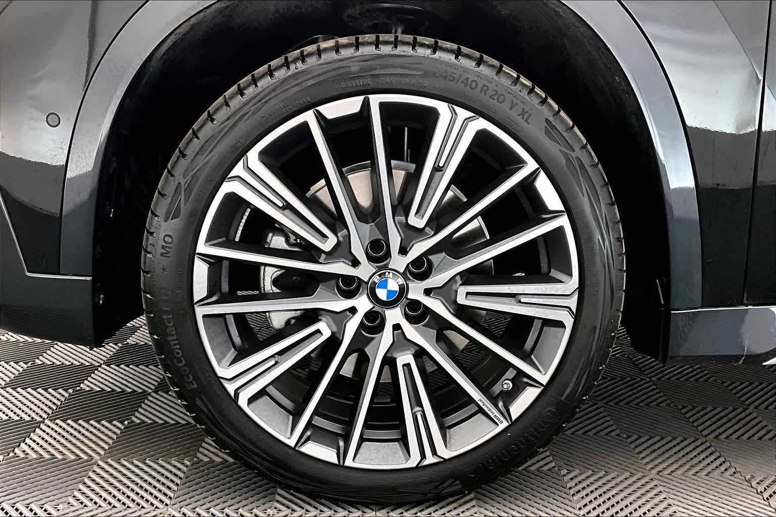 Thumbnail: 2025 BMW X1 - 8