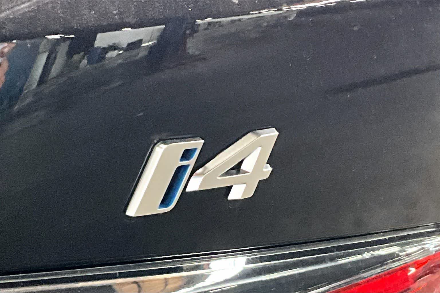 Thumbnail: 2025 BMW i4 - 12