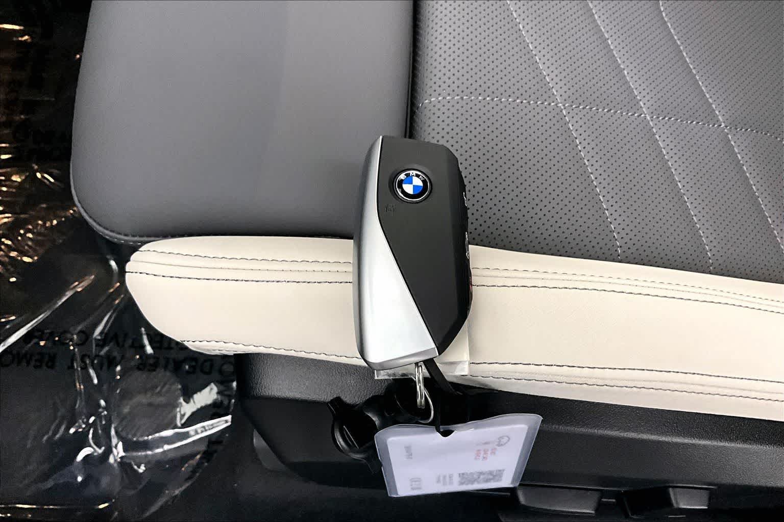 Thumbnail: 2026 BMW X1 - 20