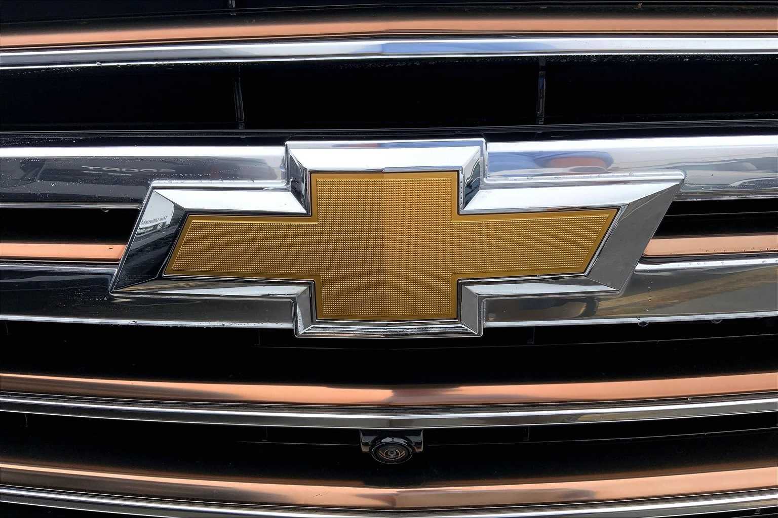 Thumbnail: 2022 Chevrolet Tahoe - 18