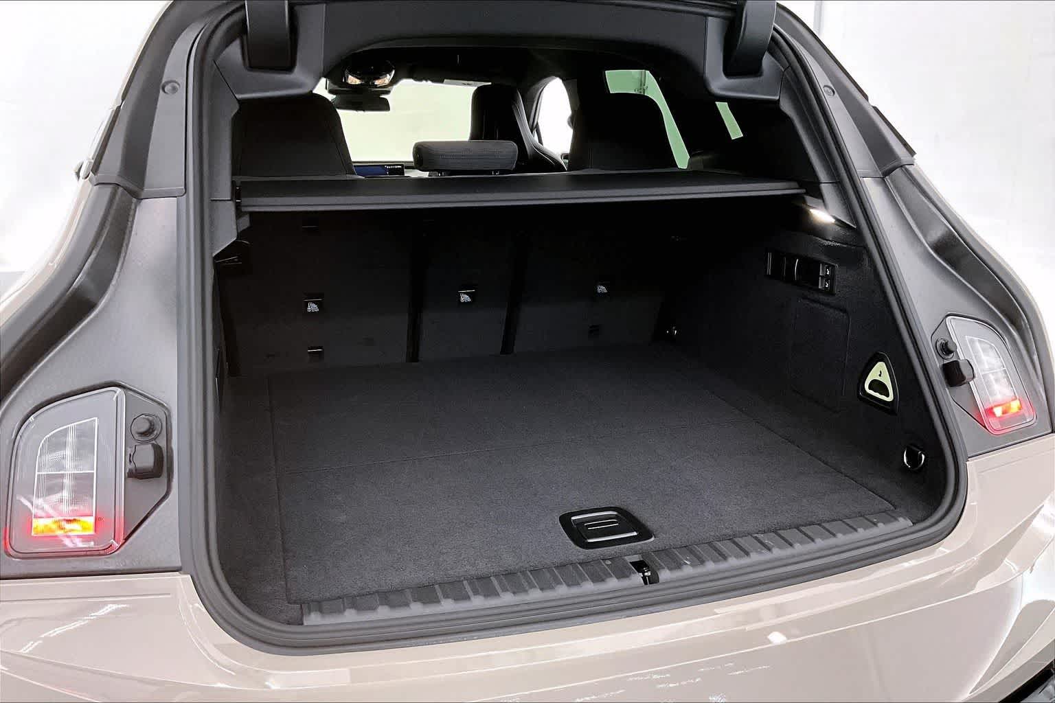 Thumbnail: 2026 BMW iX - 18