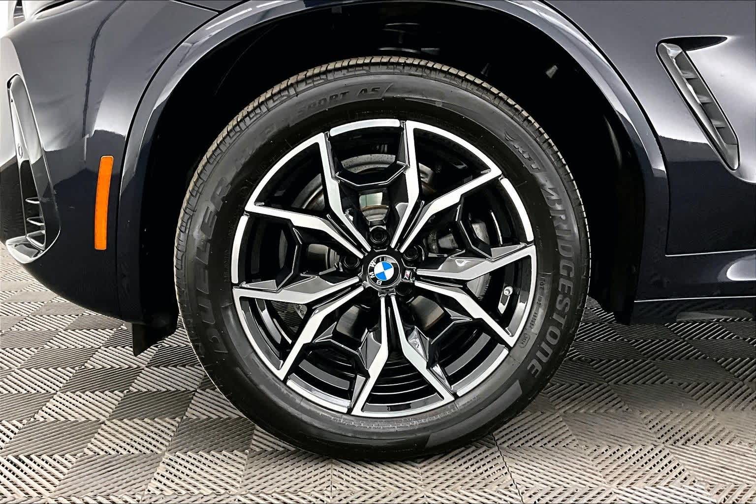 Thumbnail: 2023 BMW X3 - 8