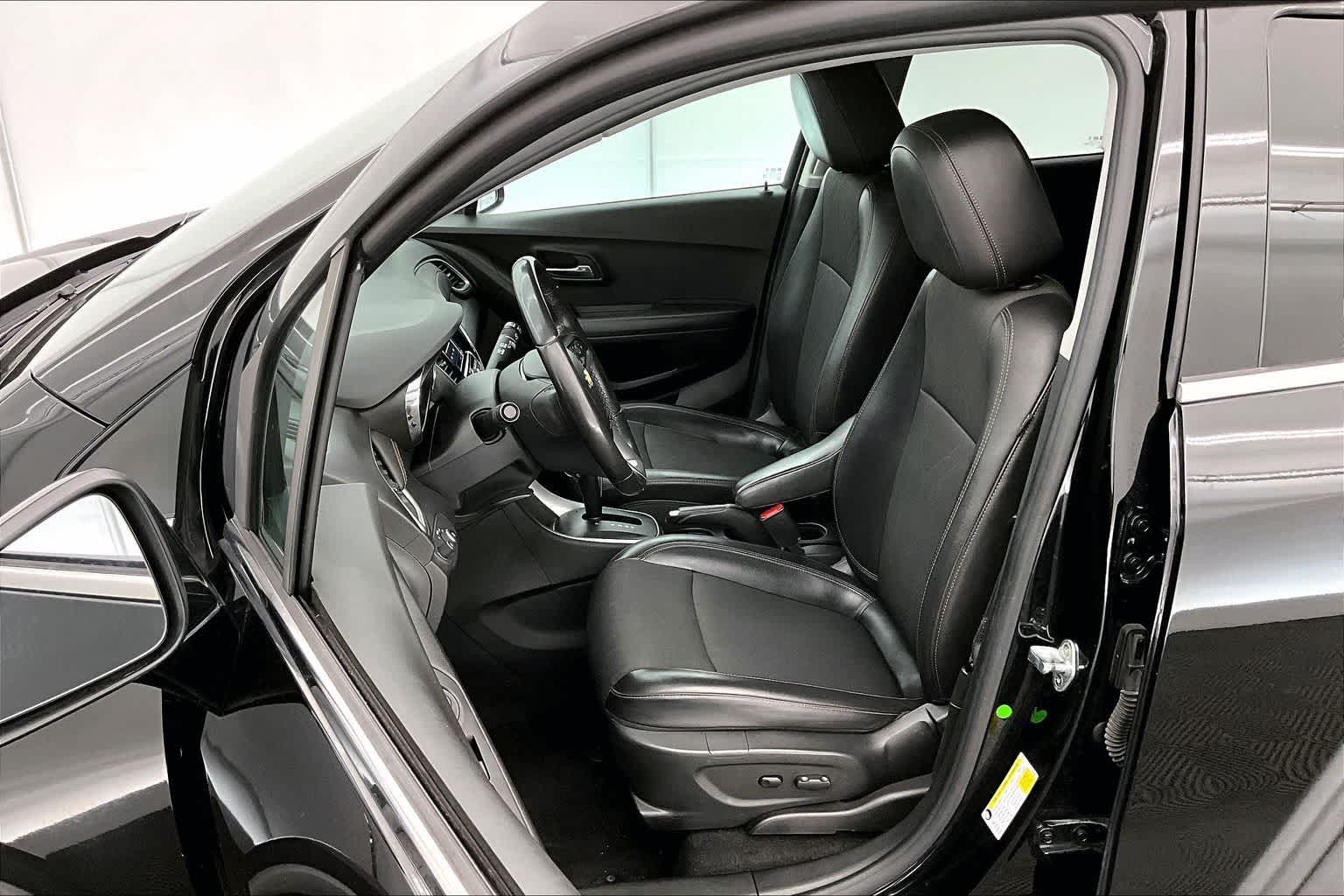 Thumbnail: 2020 Chevrolet Trax - 11