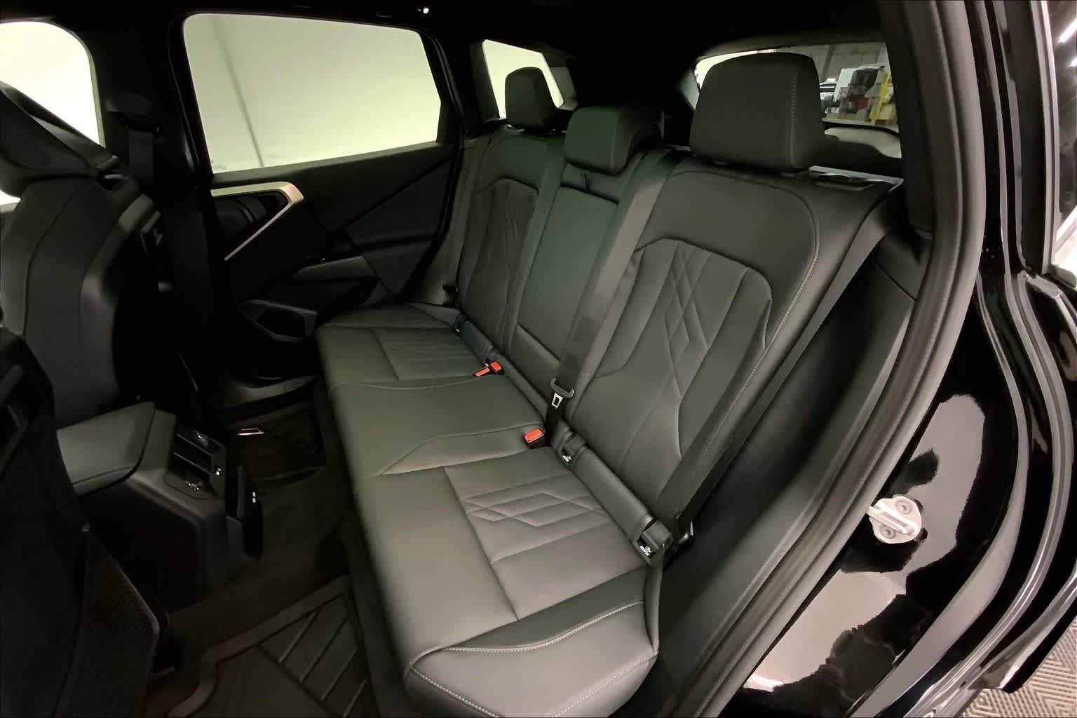 Thumbnail: 2025 BMW X3 - 29