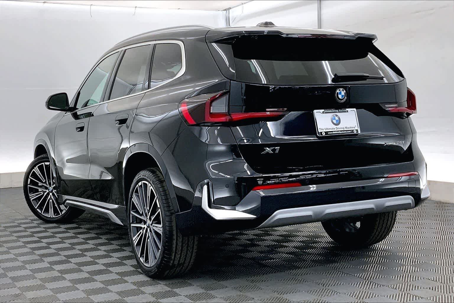 Thumbnail: 2026 BMW X1 - 4