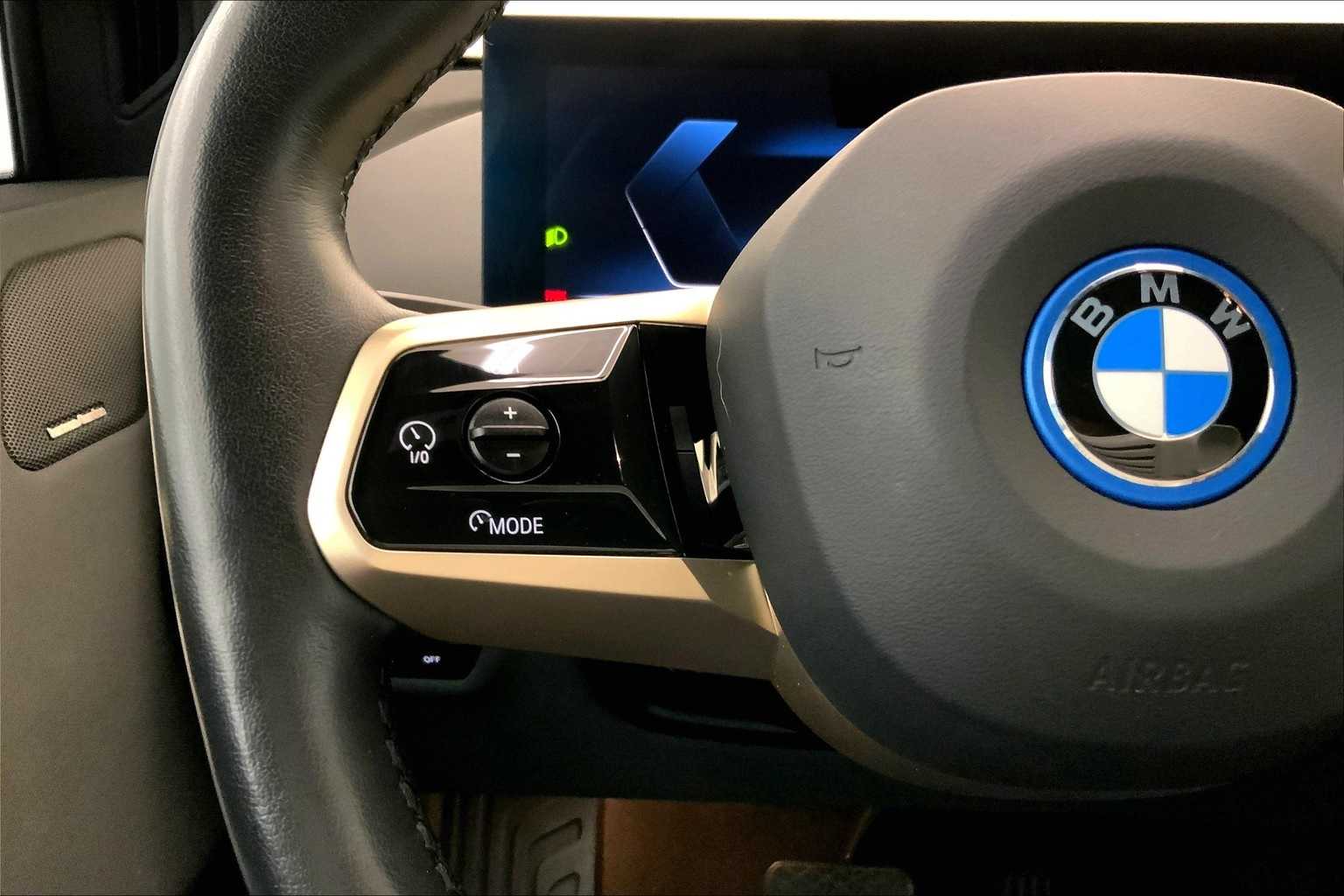 Thumbnail: 2024 BMW iX - 23