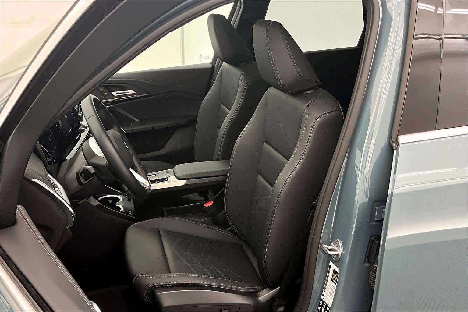 Thumbnail: 2025 BMW X1 - 11