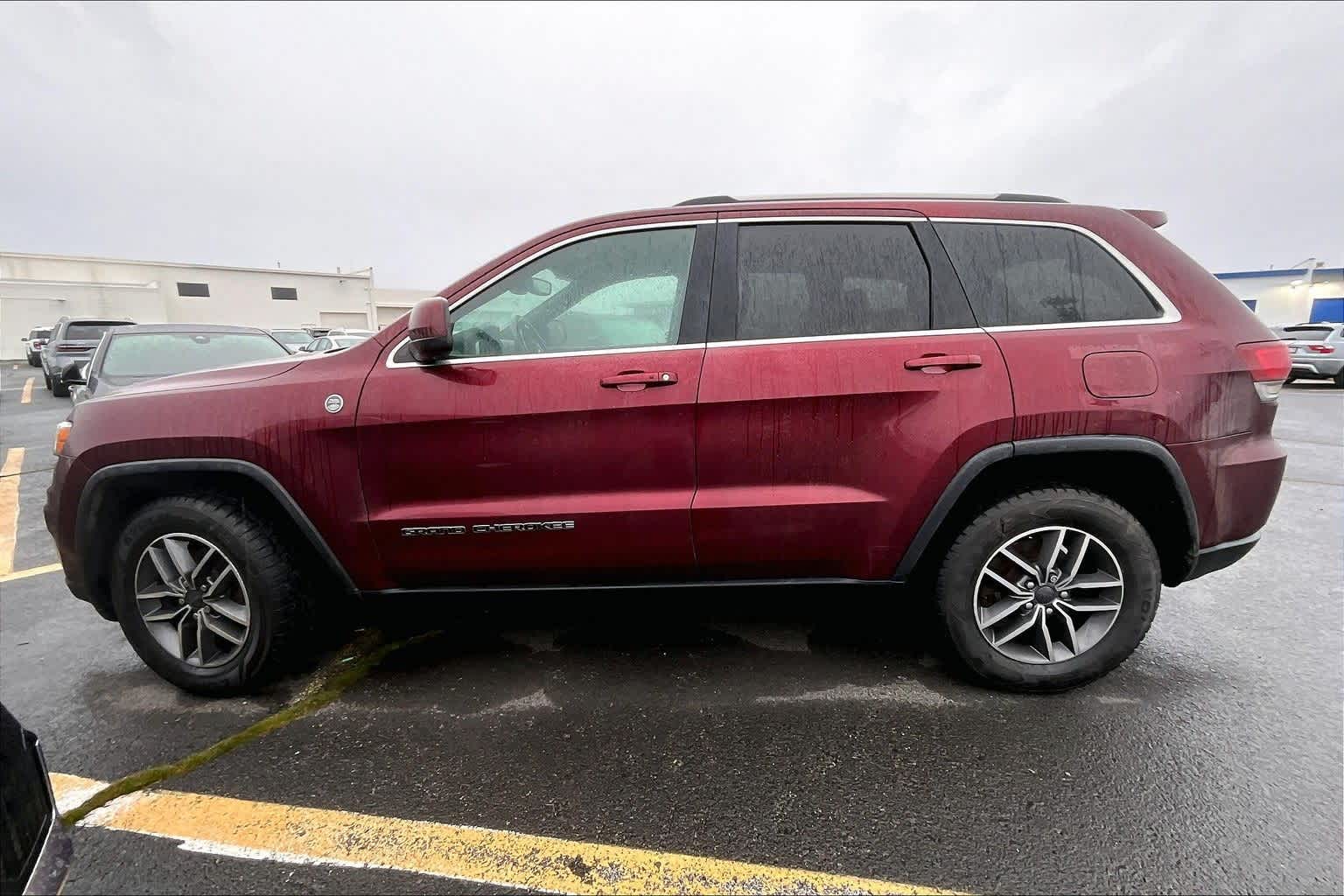Thumbnail: 2020 Jeep Grand Cherokee - 3