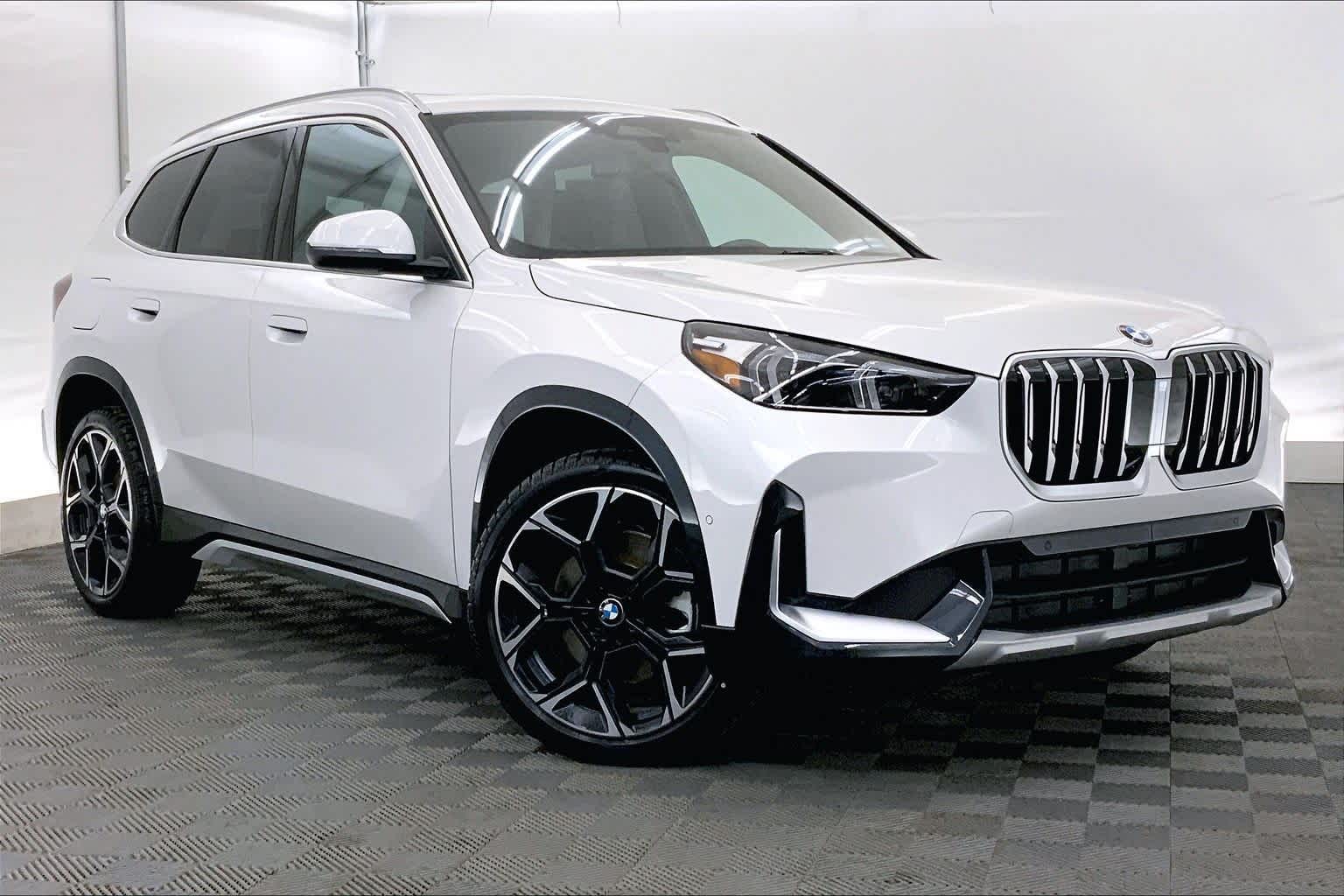 Thumbnail: 2026 BMW X1 - 21