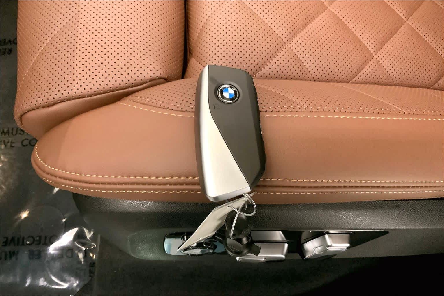 Thumbnail: 2026 BMW X5 - 20