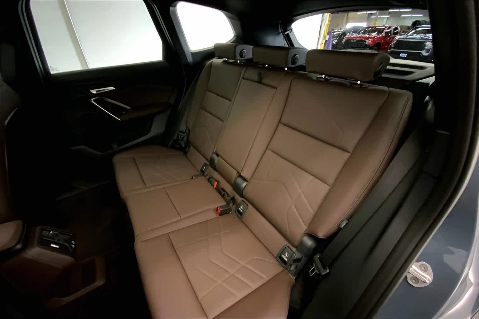 Thumbnail: 2025 BMW X1 - 13