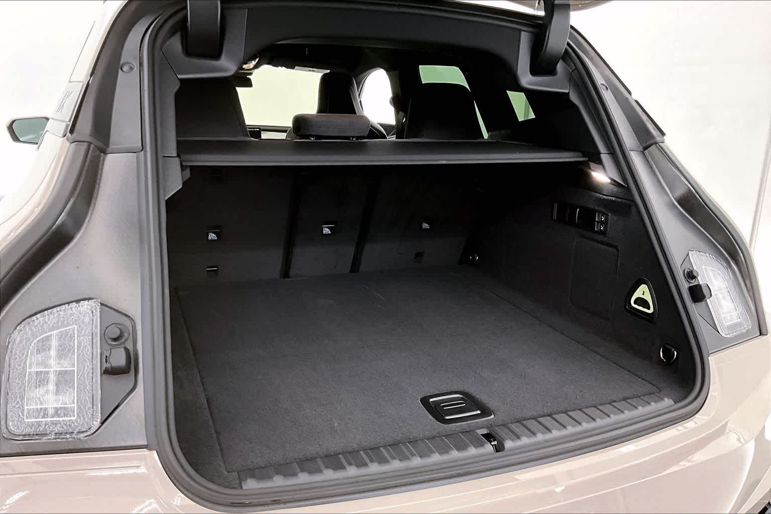 Thumbnail: 2026 BMW iX - 18