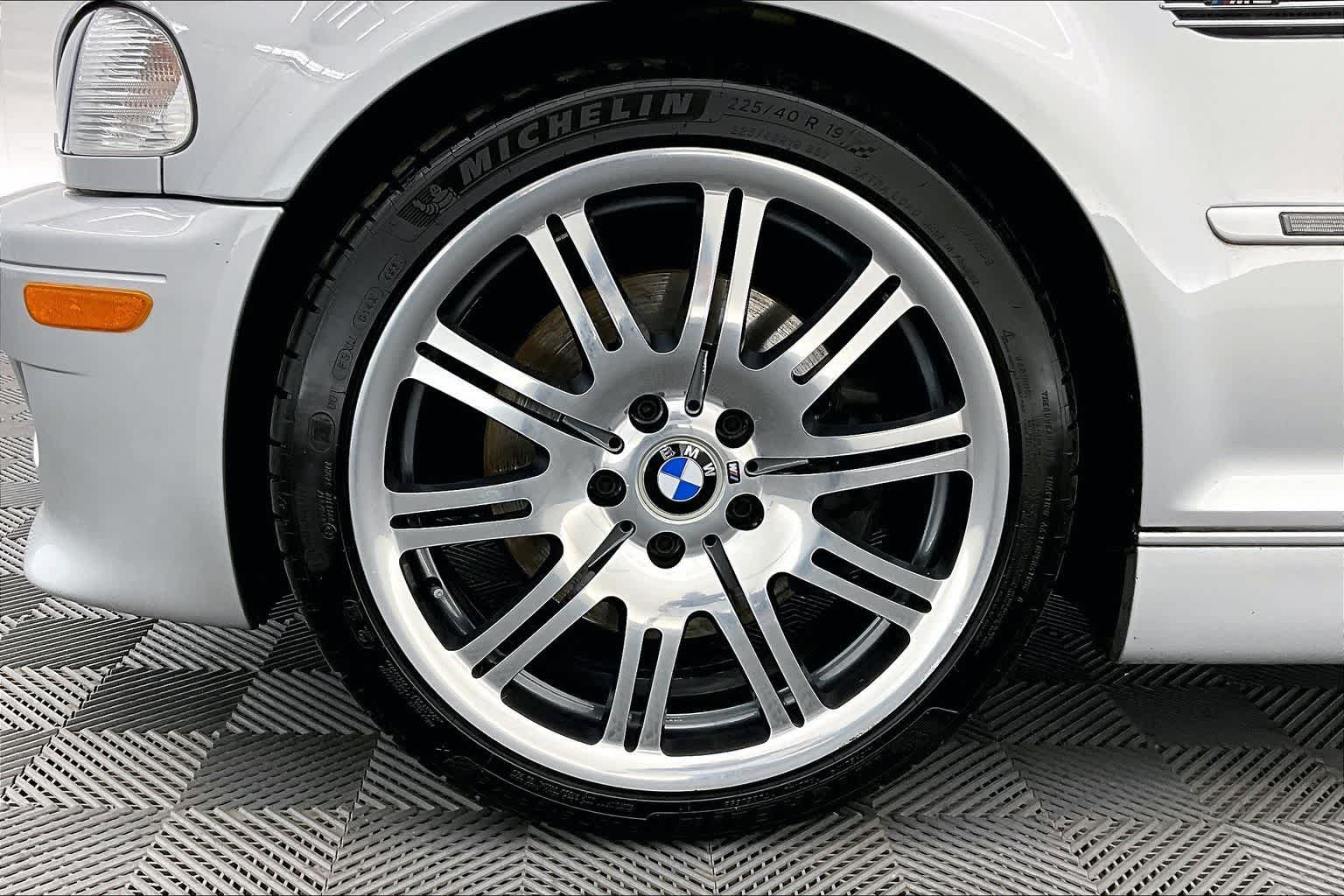 Thumbnail: 2004 BMW M3 - 8