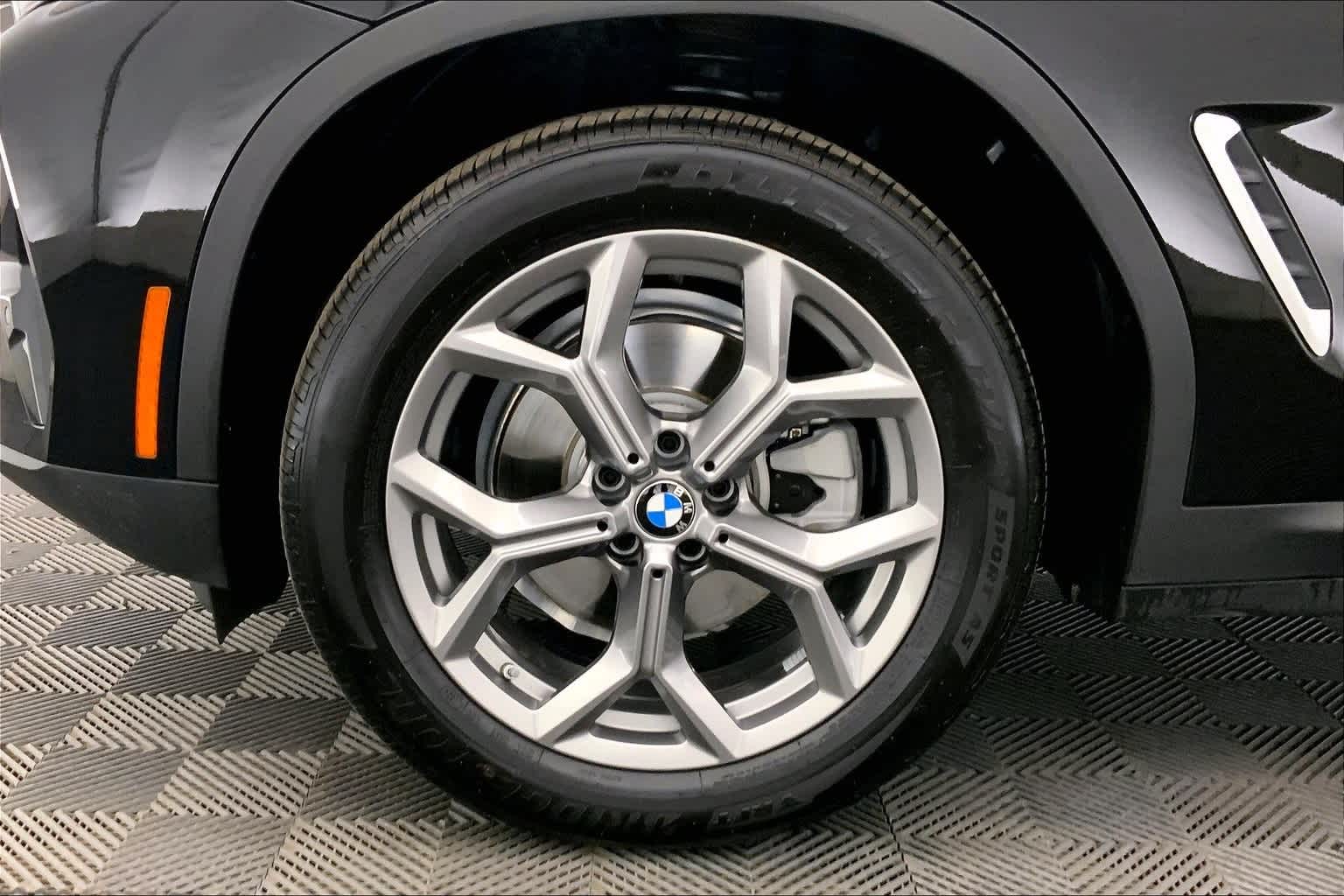 Thumbnail: 2024 BMW X3 - 8