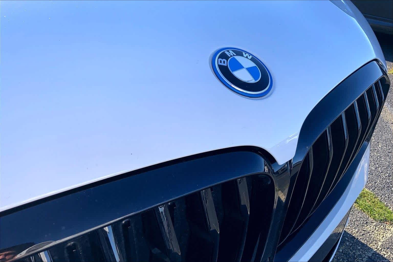 Thumbnail: 2022 BMW X5 - 17
