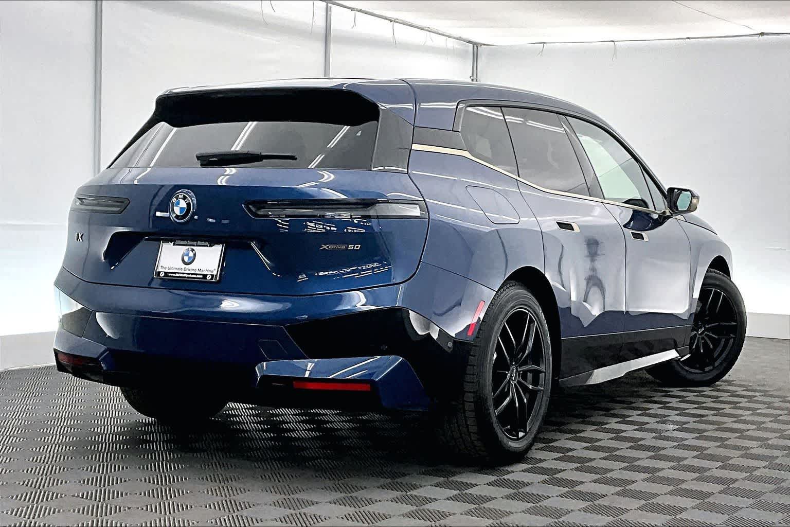 Thumbnail: 2024 BMW iX - 22