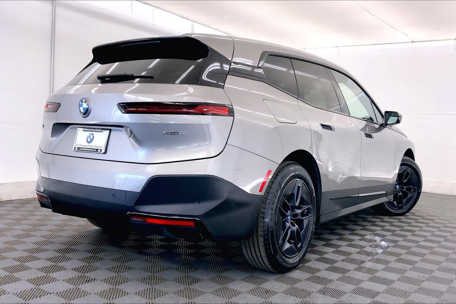2023 BMW iX xDrive50 21